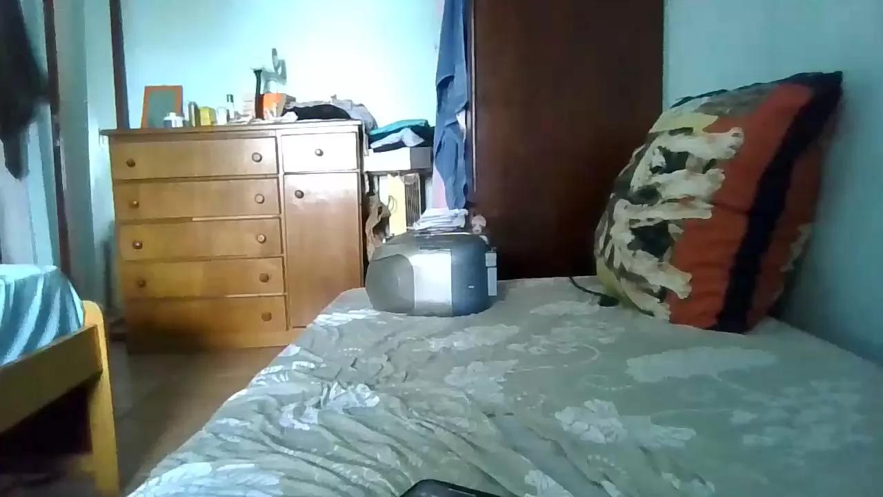 TF20cm on Cam4 