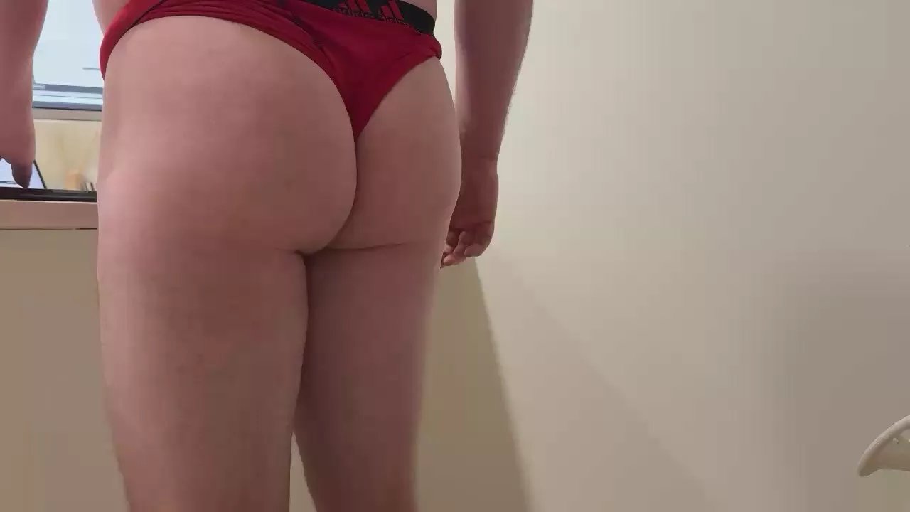 Offline Thatguyisaplaya on Cam4