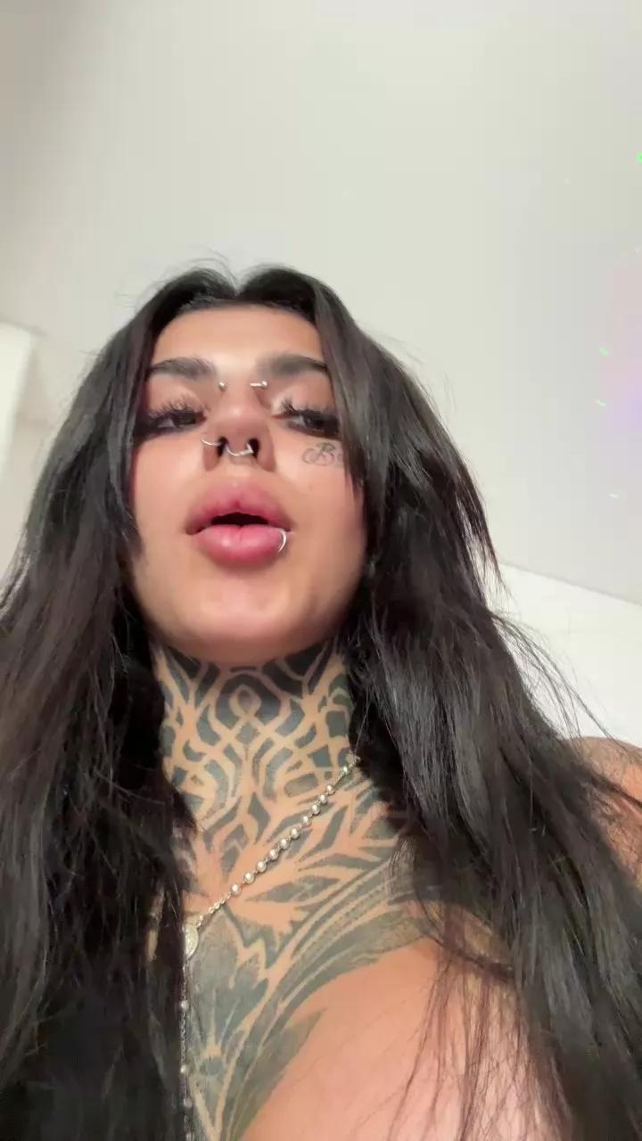 thebabyvio on Cam4 