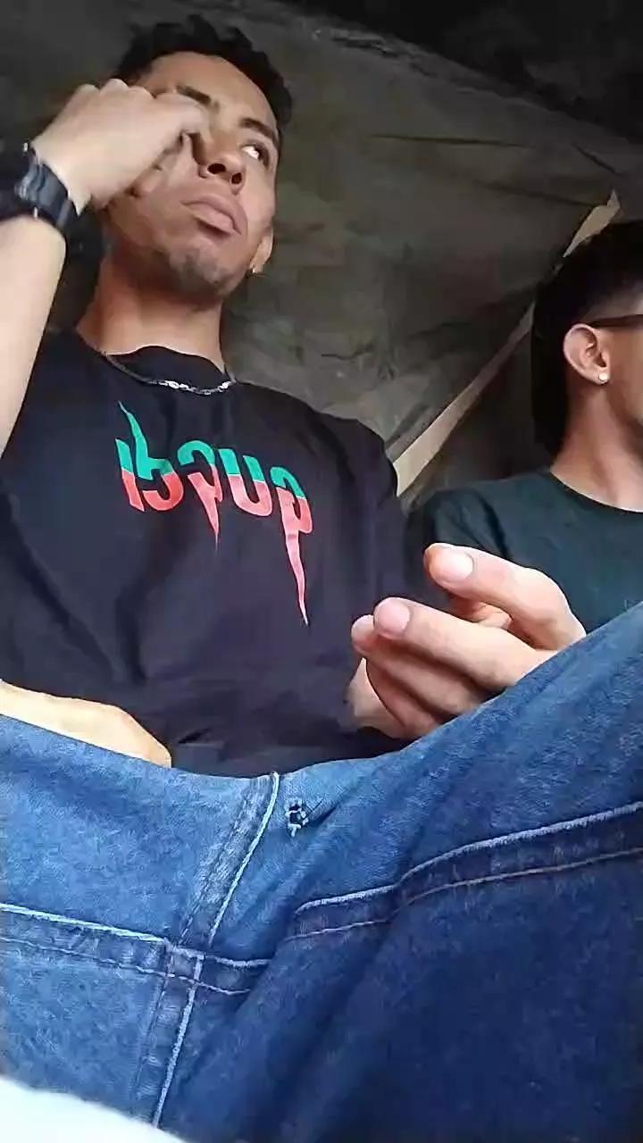 theo_collins on Cam4 