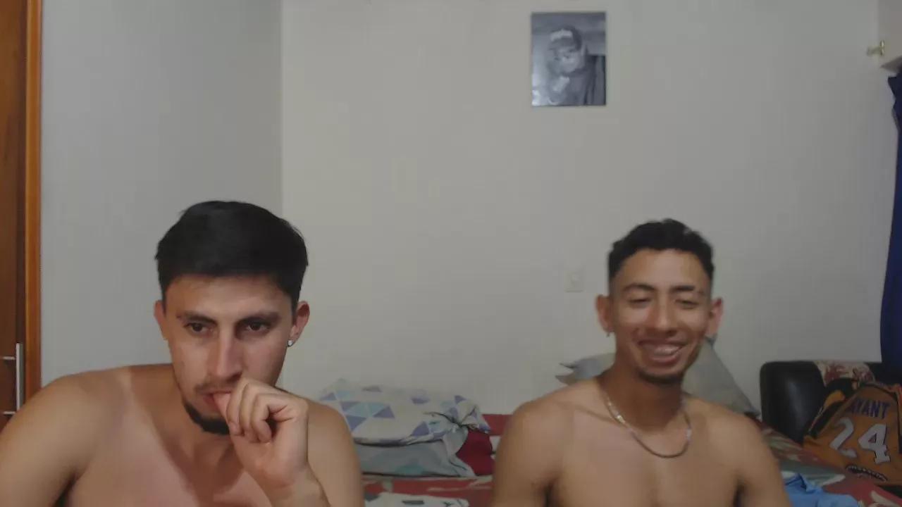theo_collins on Cam4 