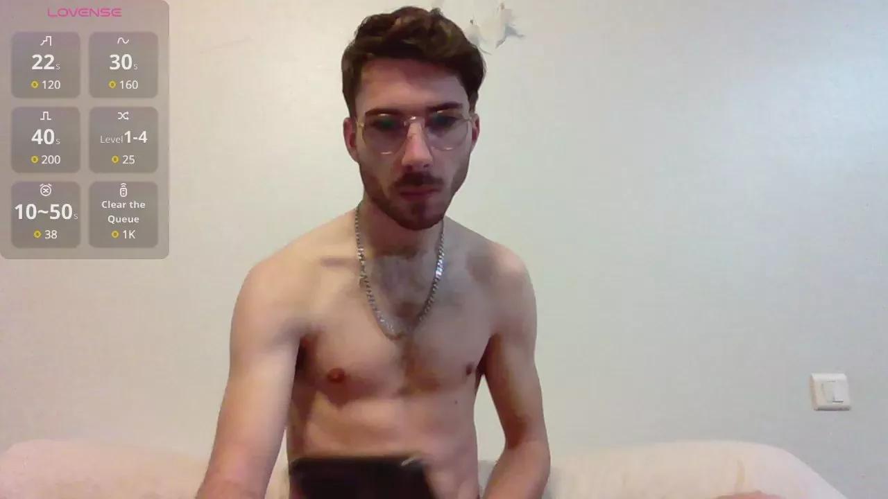 thomas954 on Cam4 