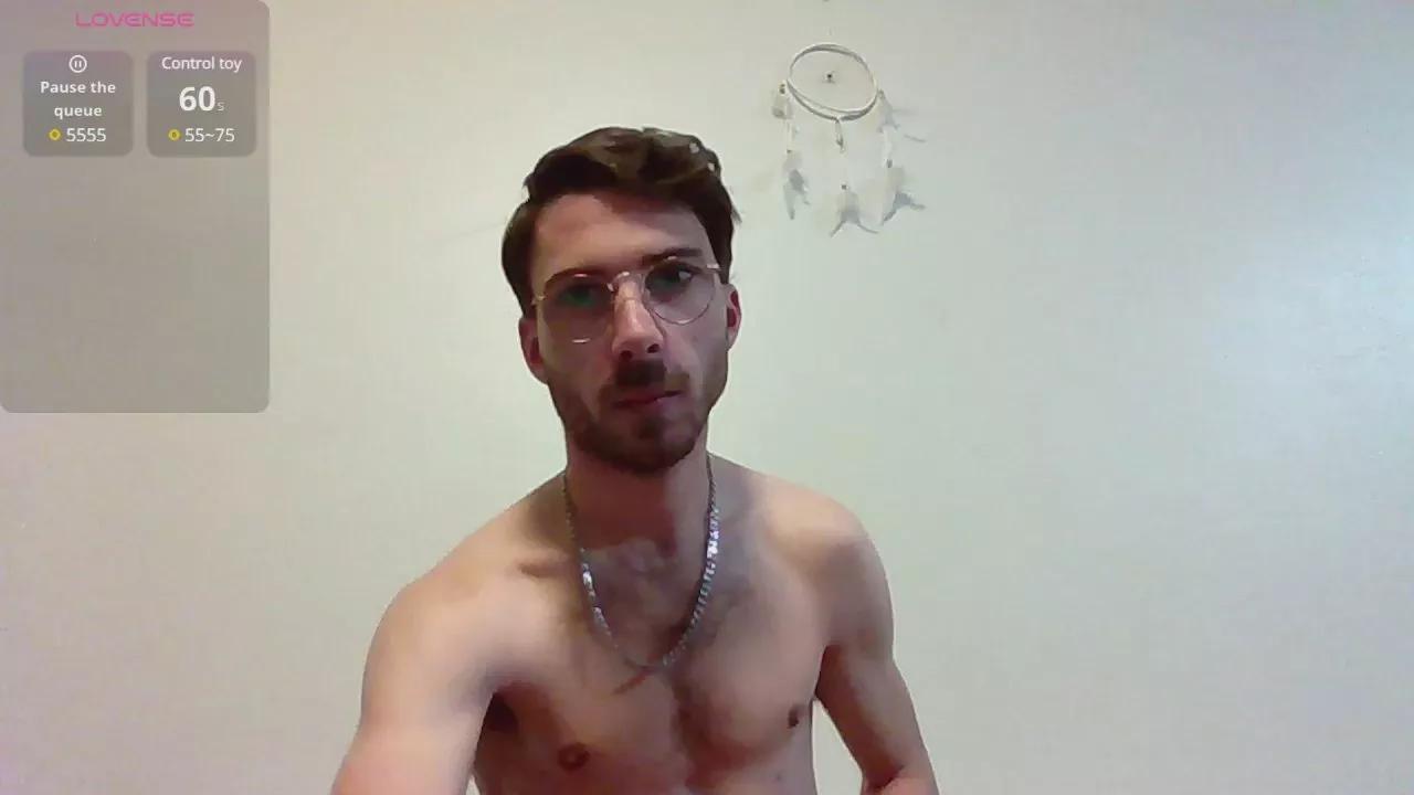 thomas954 on Cam4 