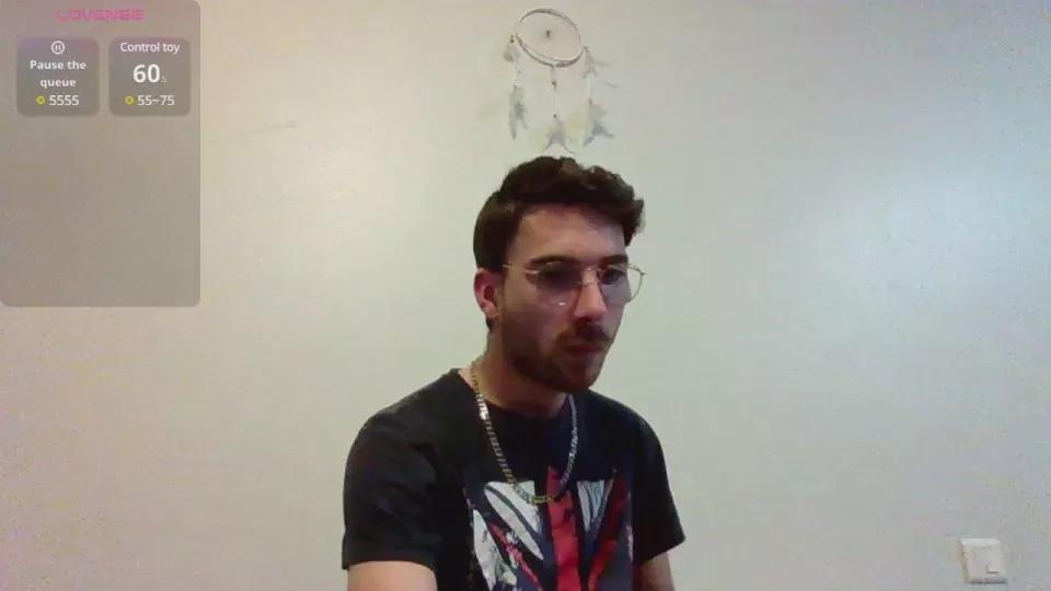 thomas954 on Cam4 