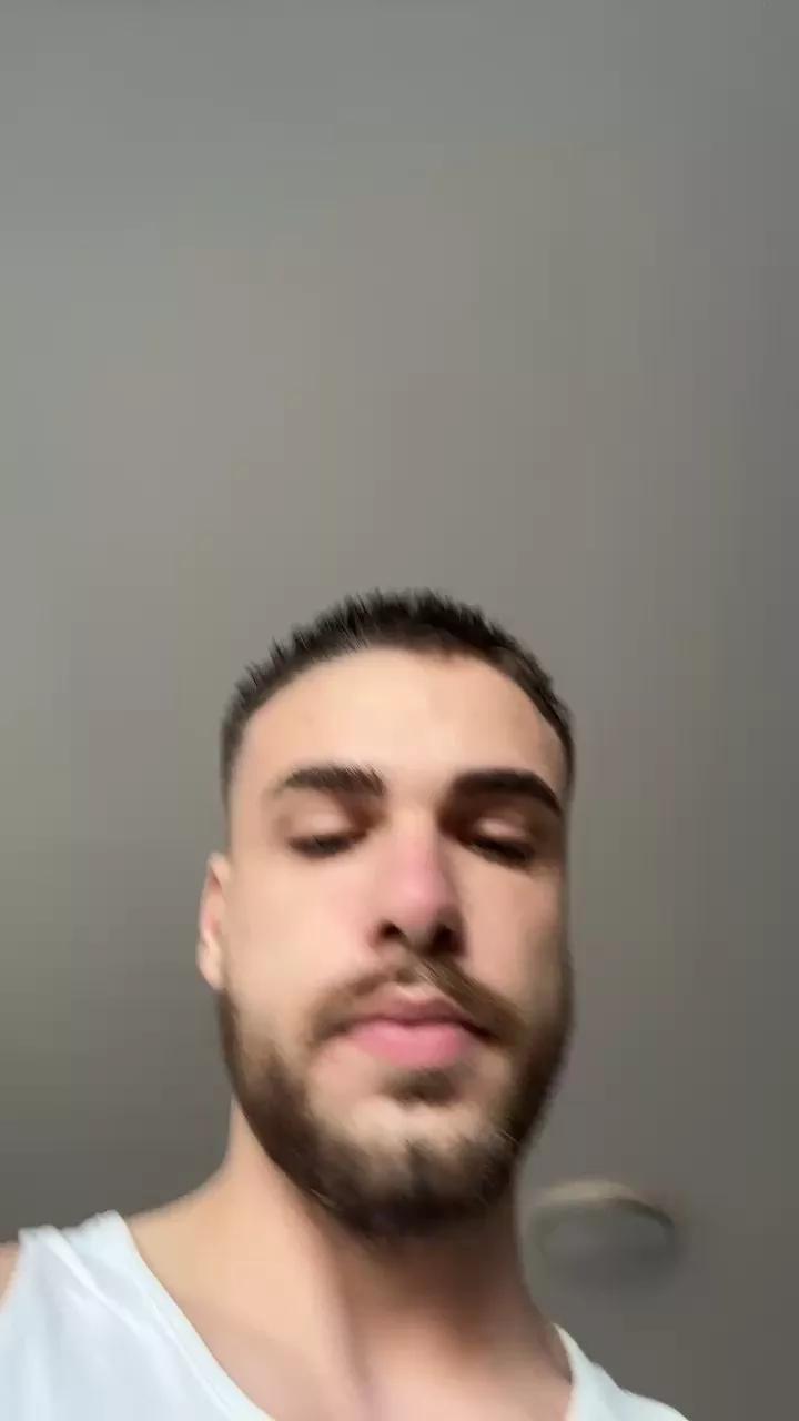 ThorOdinson03 on Cam4 
