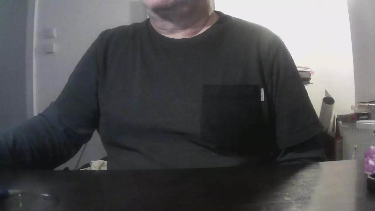 tikolo on Cam4 