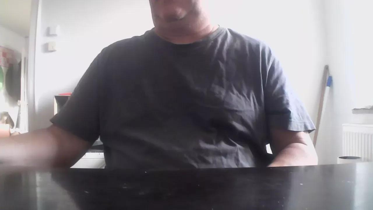 tikolo on Cam4 