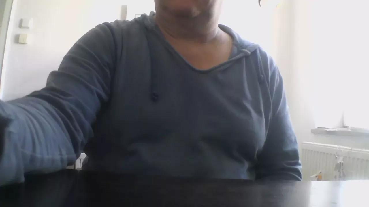 tikolo on Cam4 