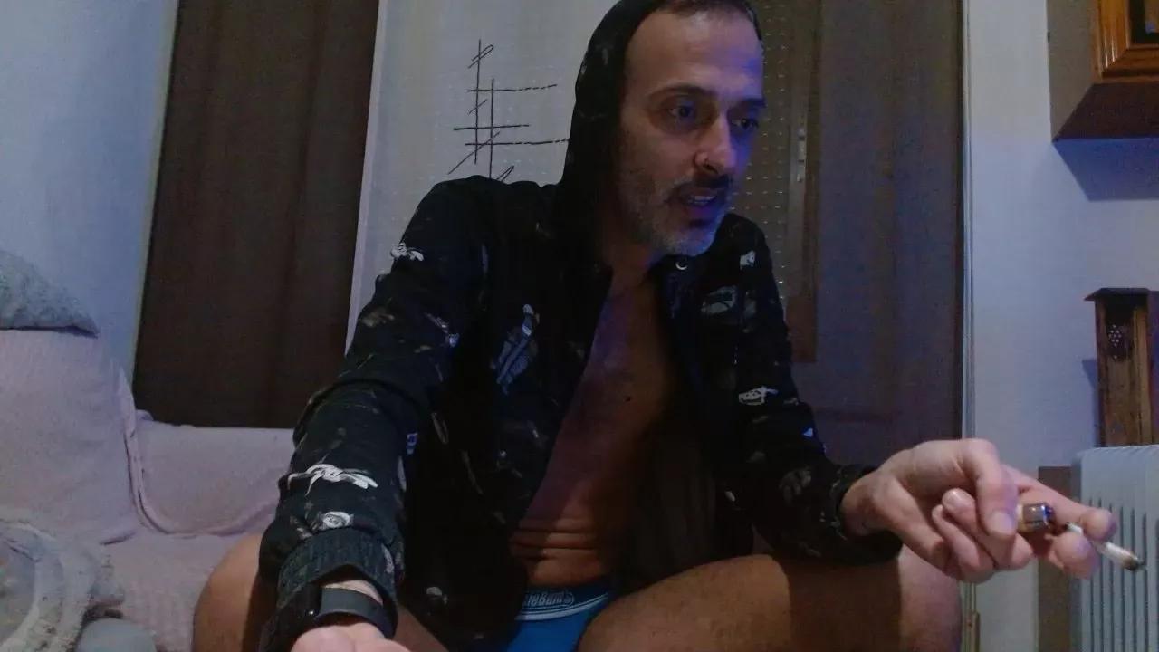 toniynano on Cam4 