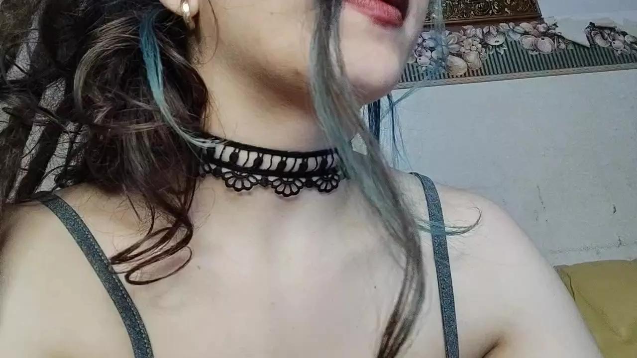 totem45 on Cam4 