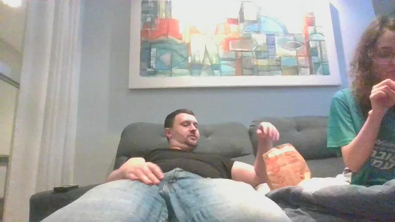 tropical_guy92 on Cam4 