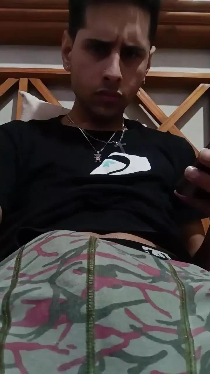 Tute_Arg on Cam4 