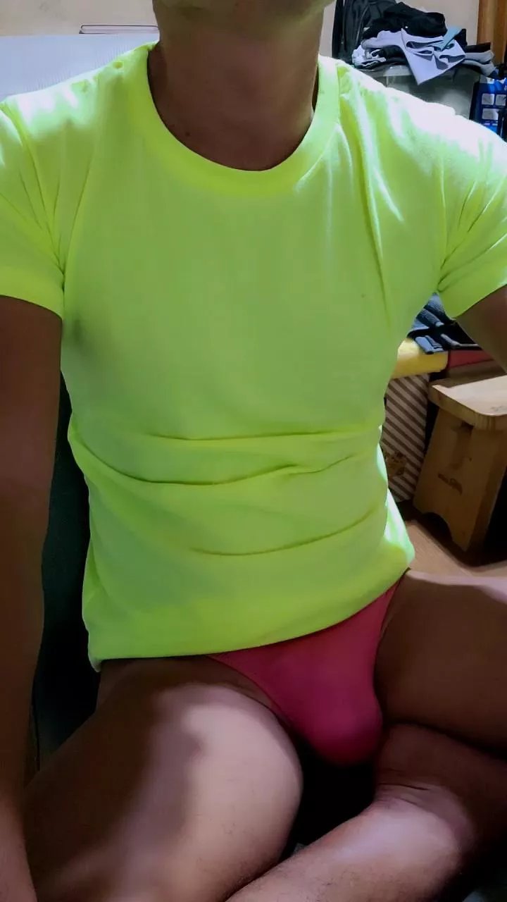 Offline Uncleyuan on Cam4