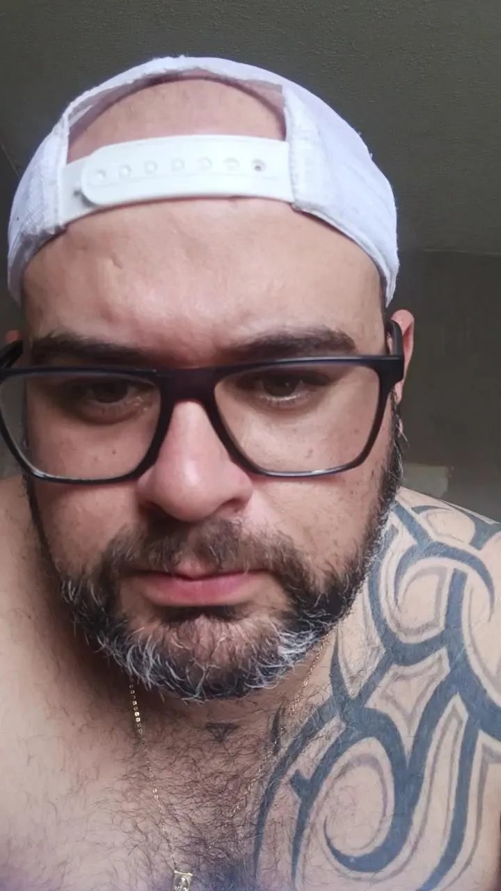 Offline Ursopel on Cam4