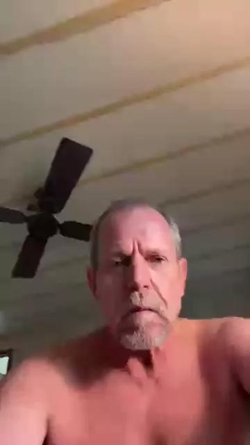 vaginaslayer68 on Cam4 