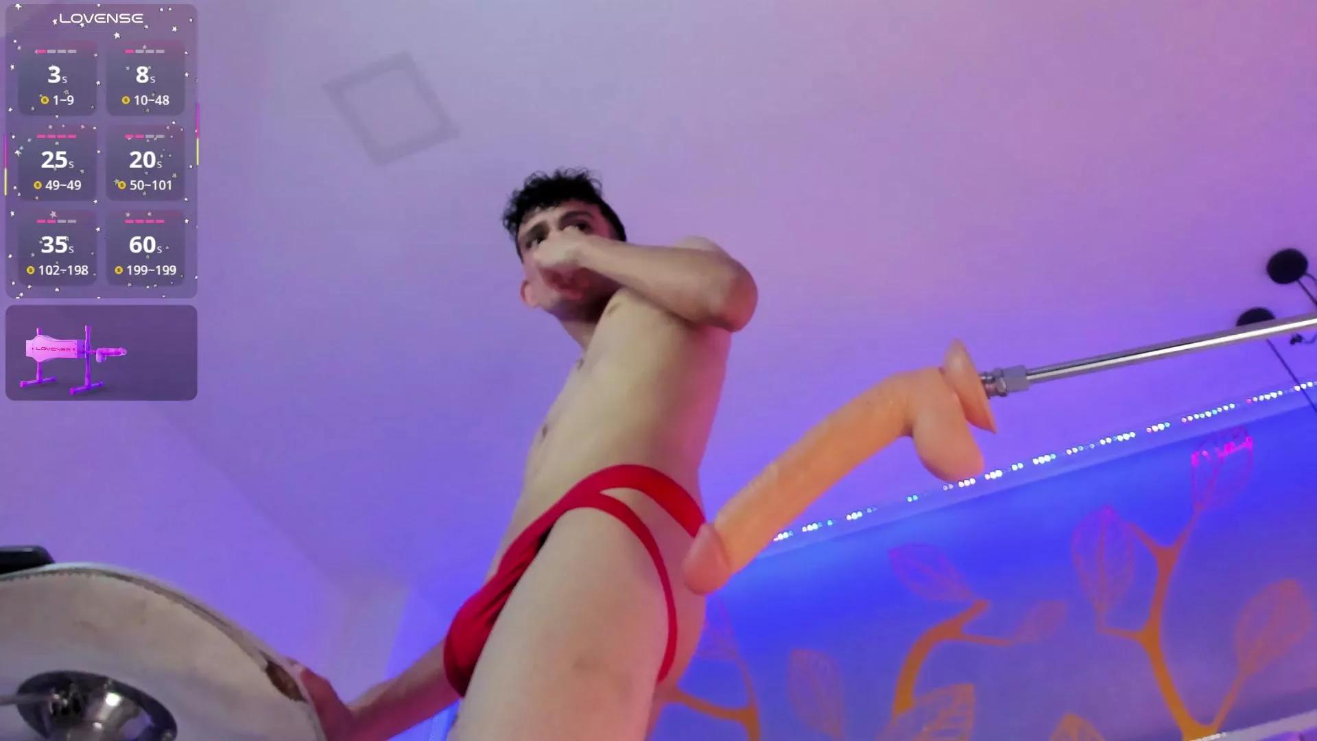 ValentinoMoreti on Cam4 