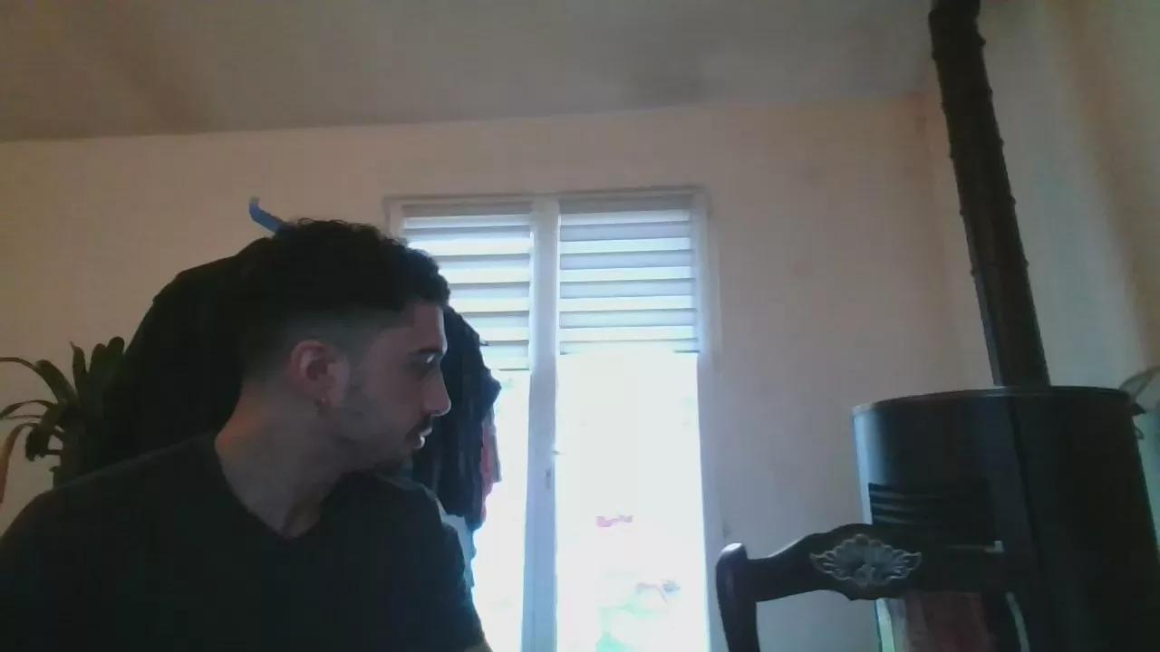 valerio179 on Cam4 