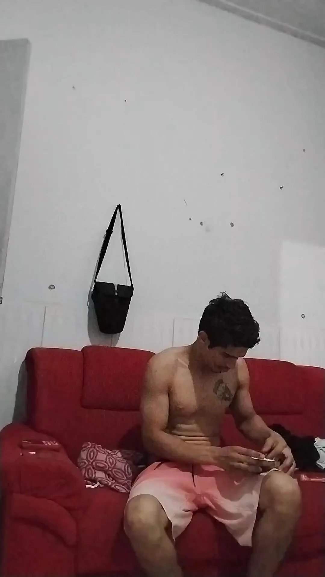 Offline victor62Go on Cam4