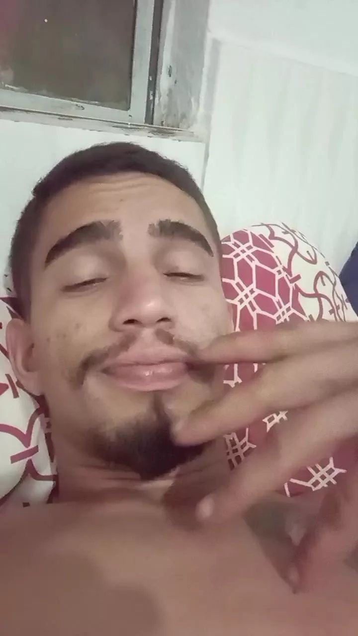 Offline victor62Go on Cam4