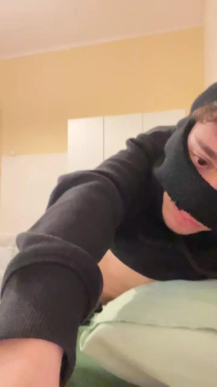 Victorhub05 on Cam4 