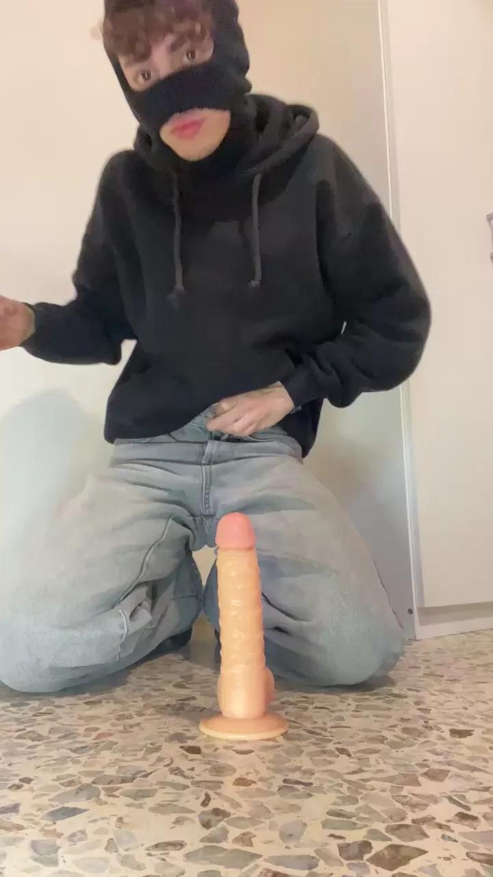 Victorhub05 on Cam4 