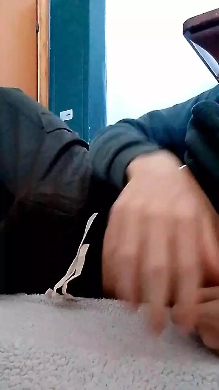 Victorhub05 on Cam4 