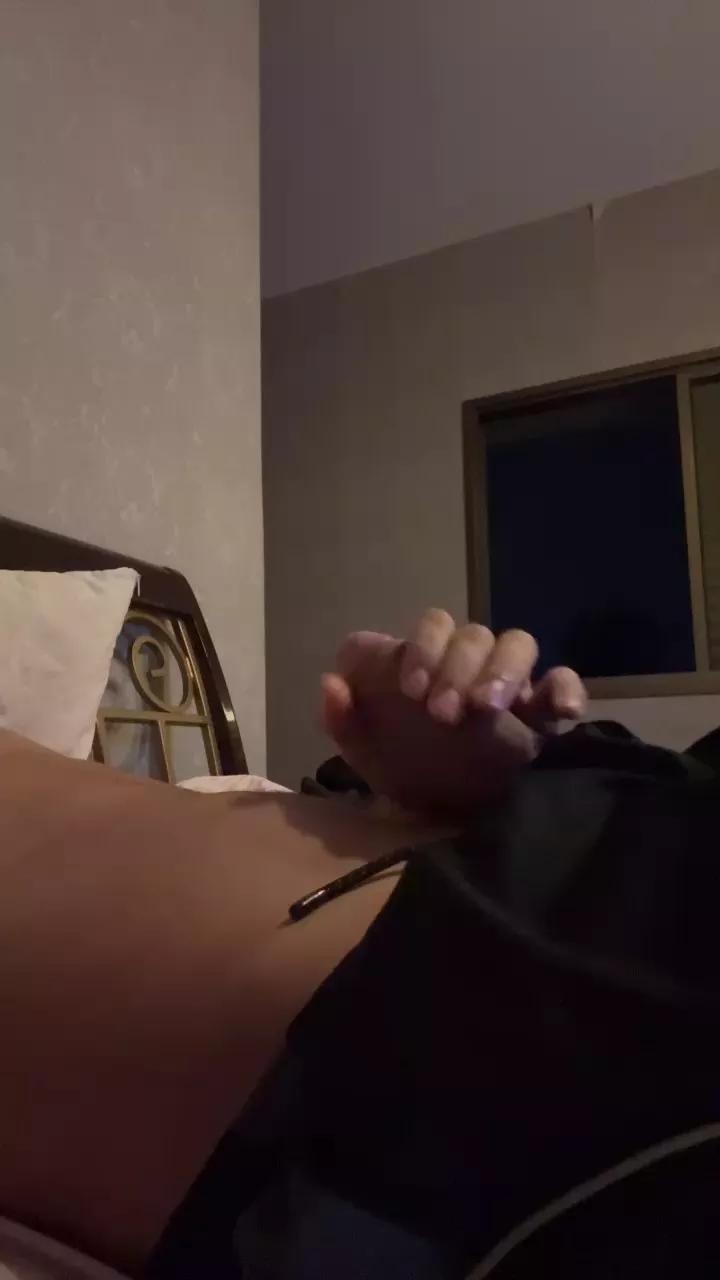 weedluv420 on Cam4 