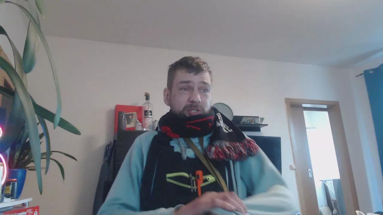 Widersacha on Cam4 
