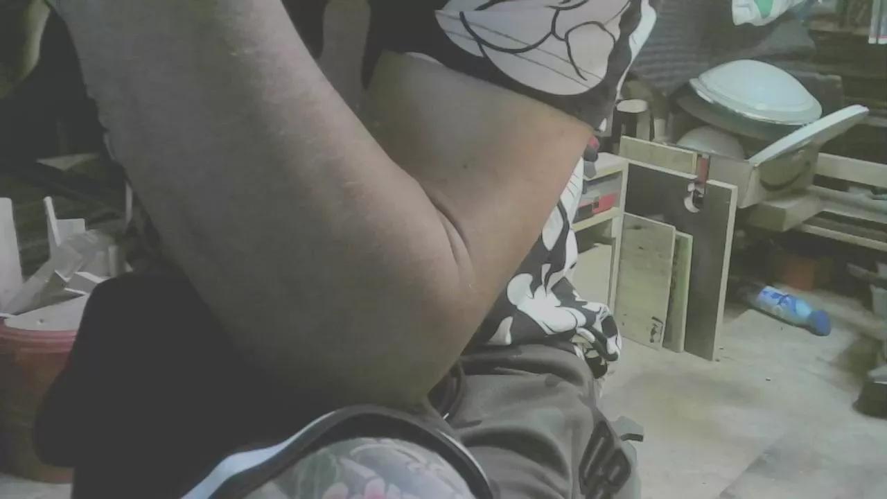 Wiesencoltx on Cam4 