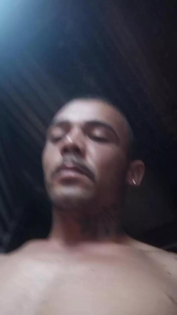 wilbert_sexy on Cam4 