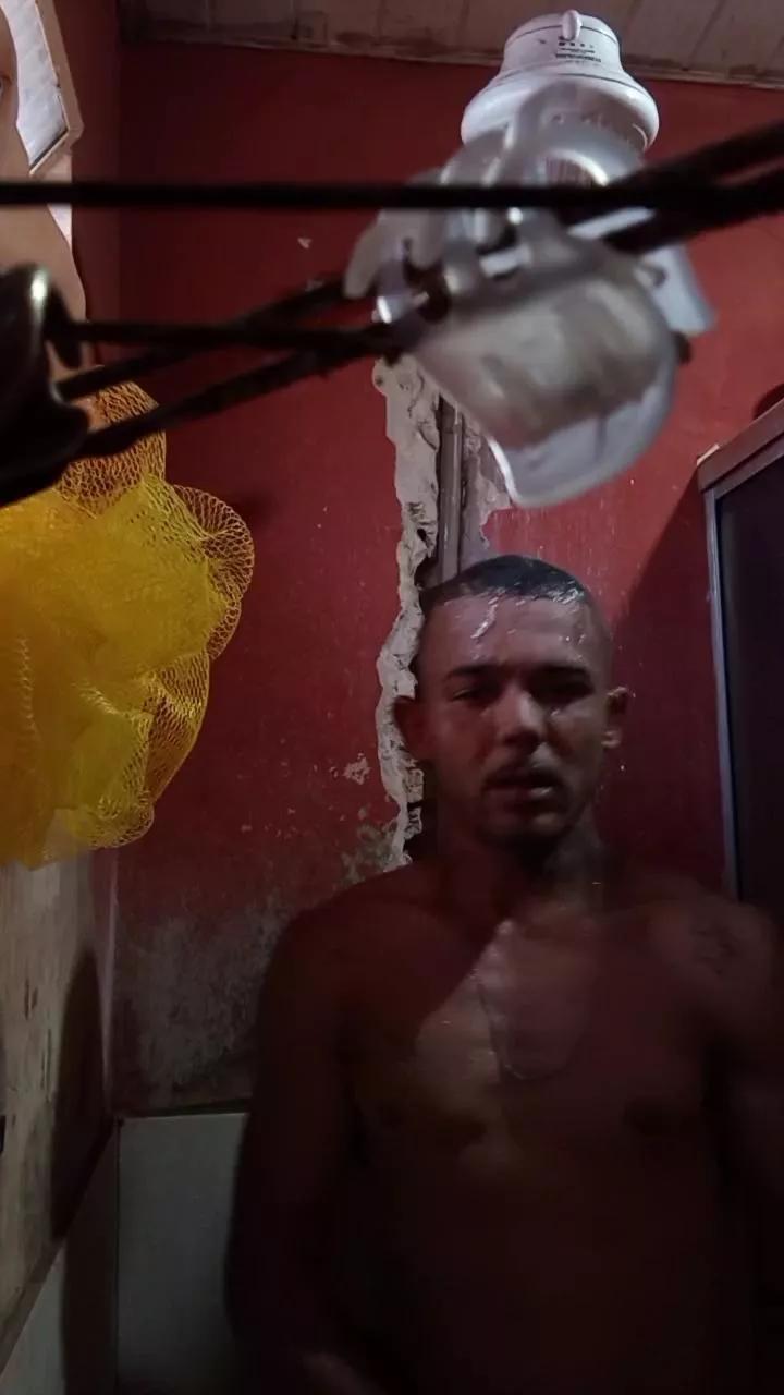 wilbert_sexy on Cam4 