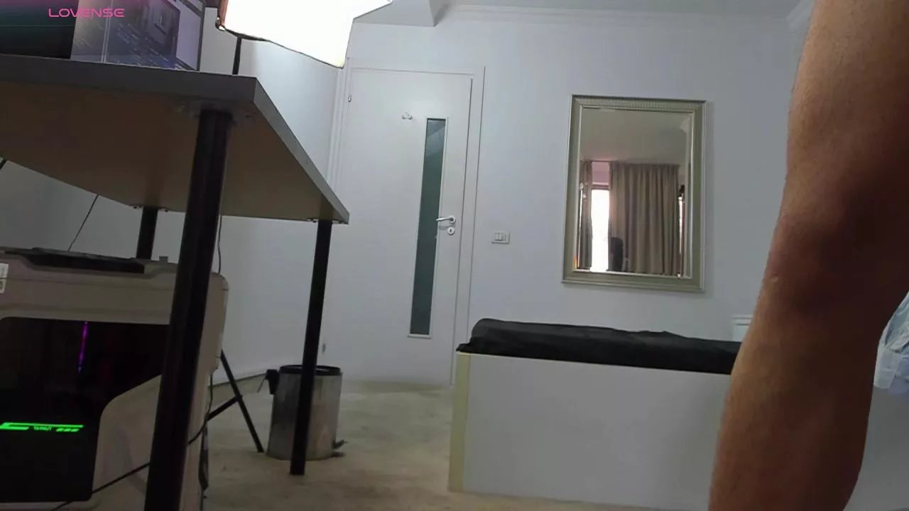 Offline WilsonJules on Cam4