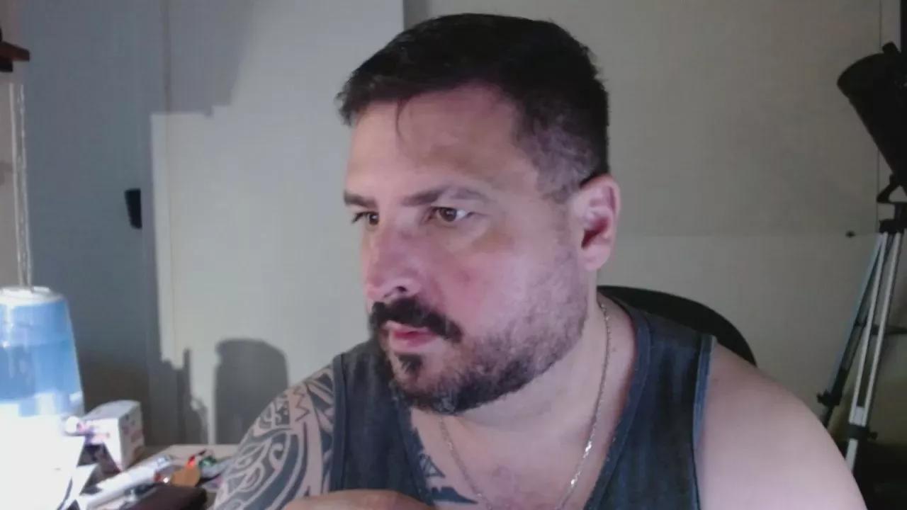 wluizzz on Cam4 