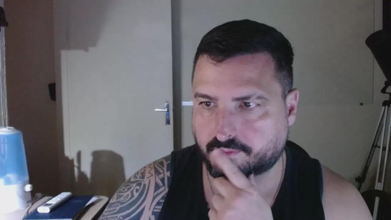 wluizzz on Cam4 