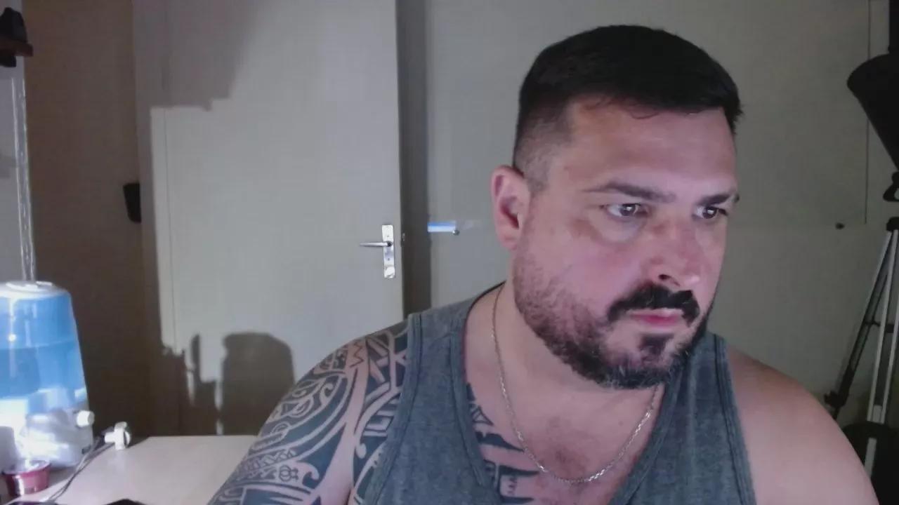 wluizzz on Cam4 