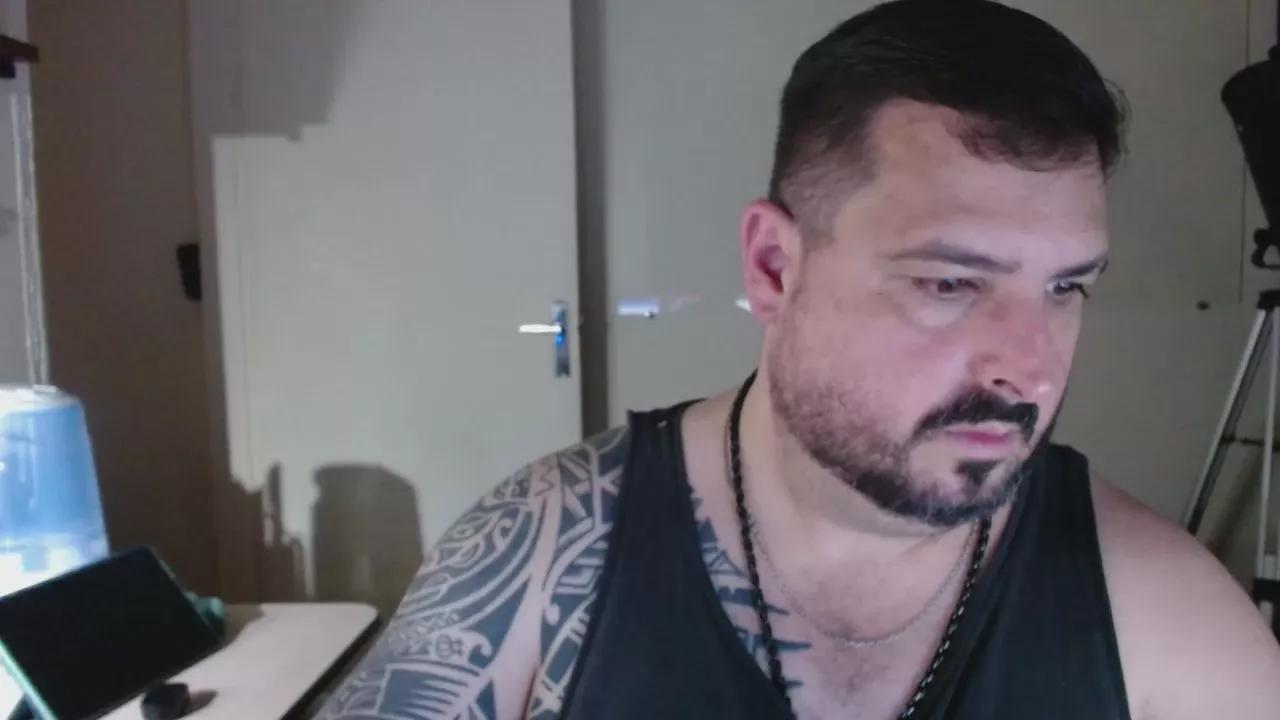 wluizzz on Cam4 