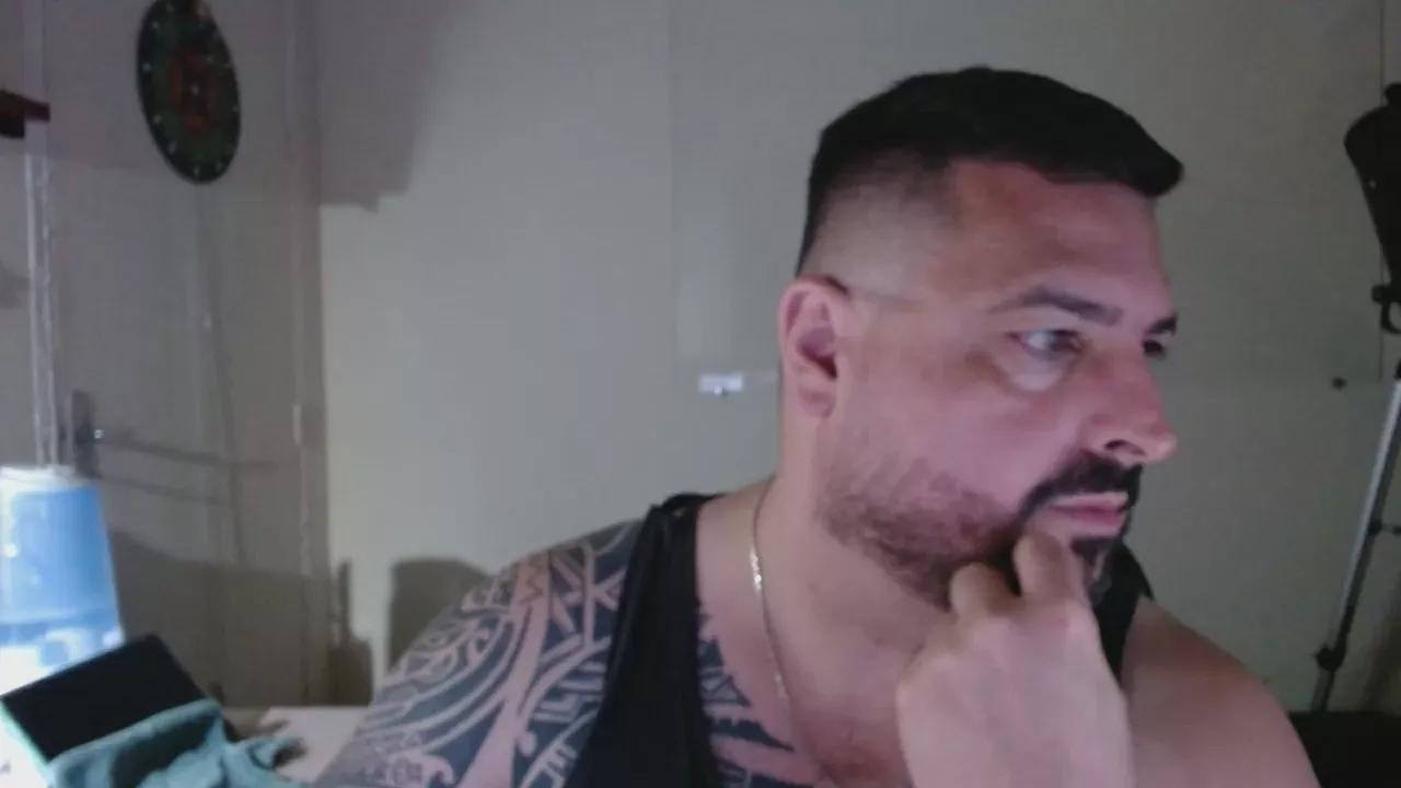 wluizzz on Cam4 