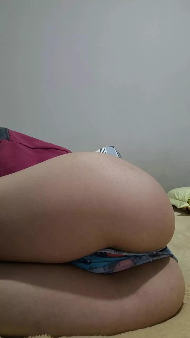 xesmeraldinha on Cam4 