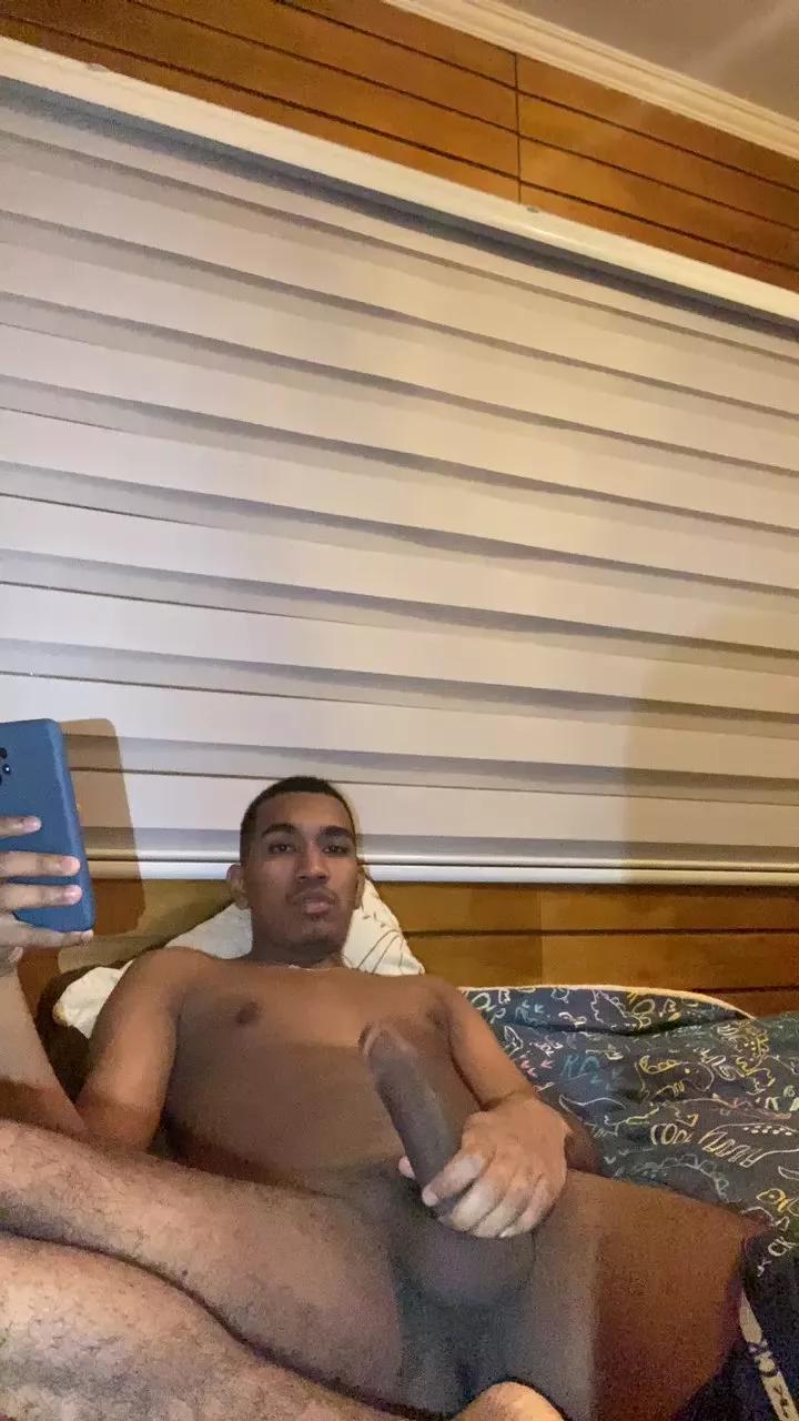 Yarotlo on Cam4 