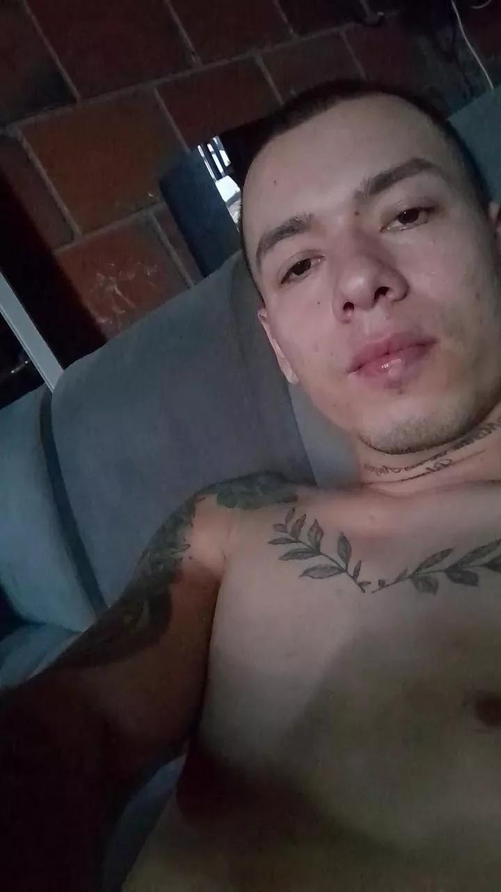 YeisonStev on Cam4 