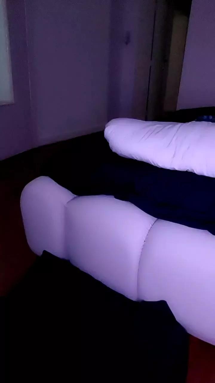 yoloyo93 on Cam4 