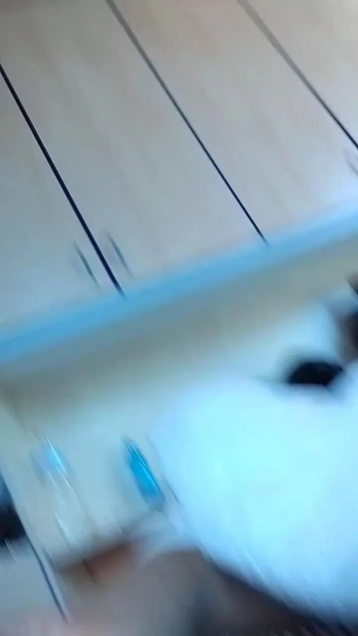 Offline youness22 on Cam4