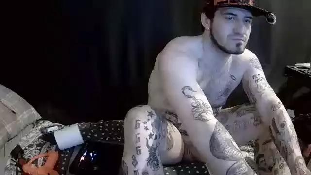 Youngloads on Cam4 