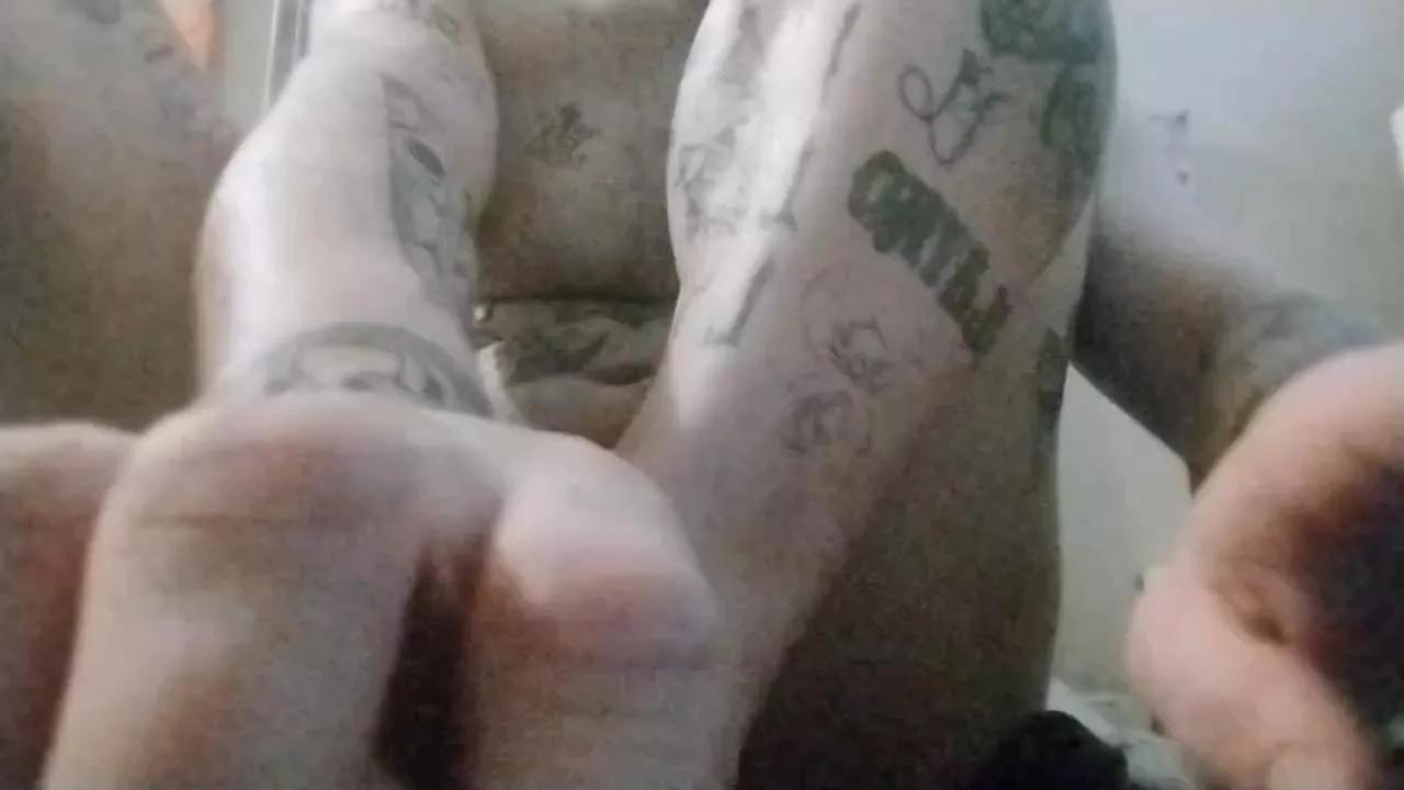 Youngloads on Cam4 