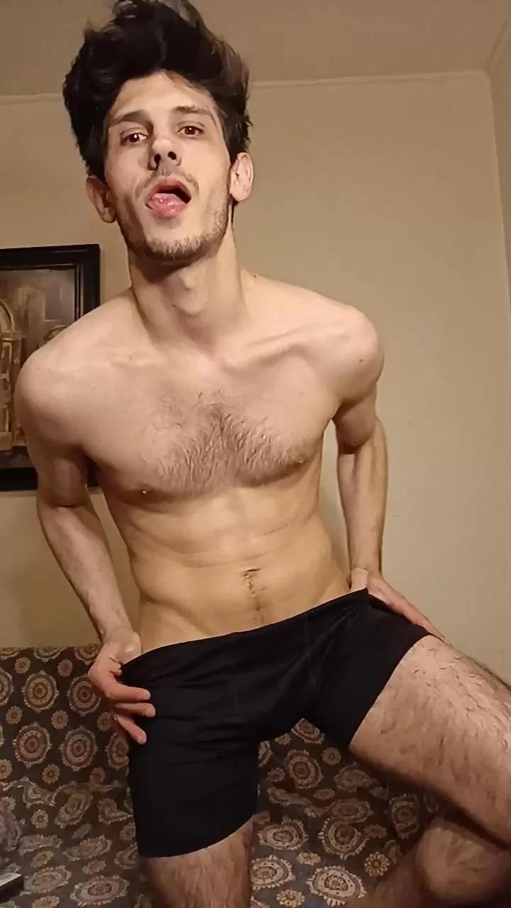 Yourboyforyou on Cam4 
