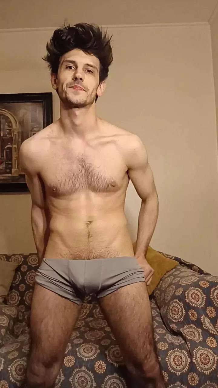 Yourboyforyou on Cam4 