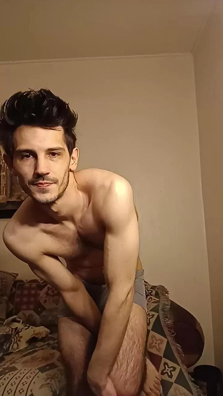 Yourboyforyou on Cam4 