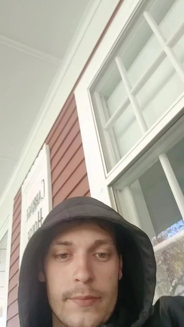 Offline yourmine427 on Cam4