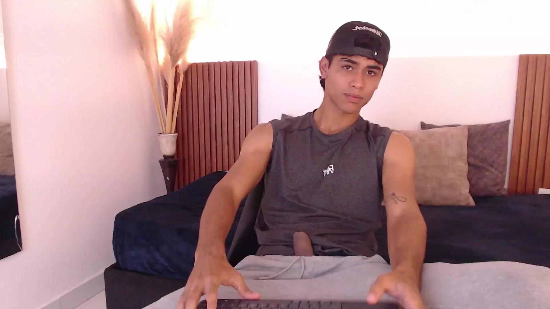zander_20 on Cam4 