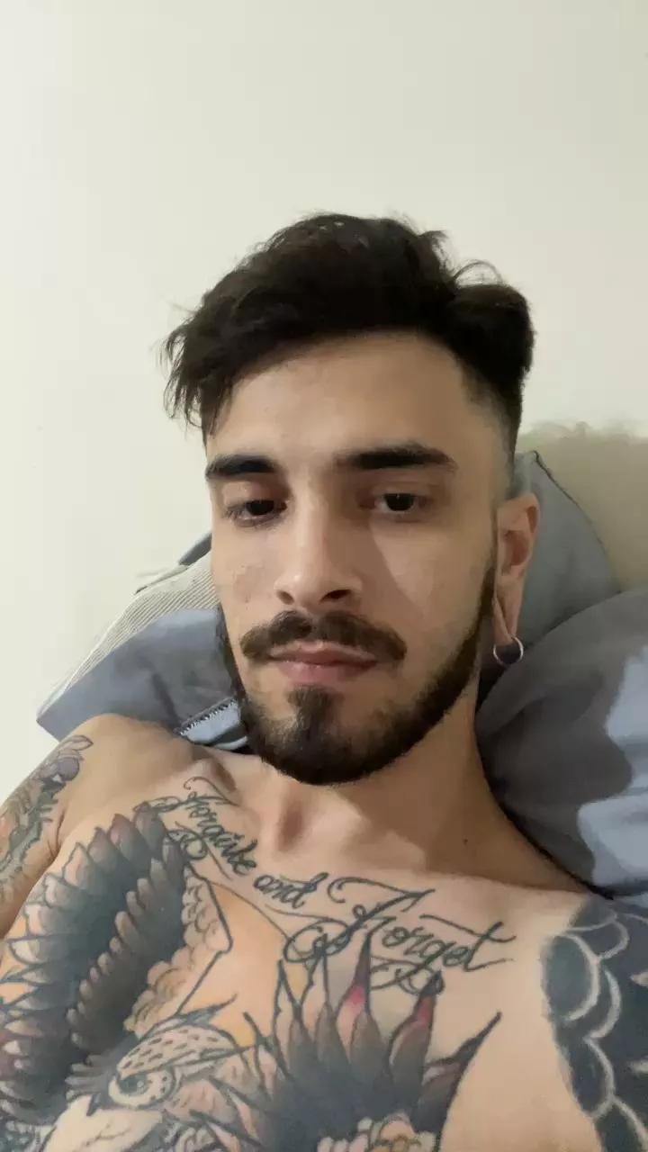 Zanella1998 on Cam4 